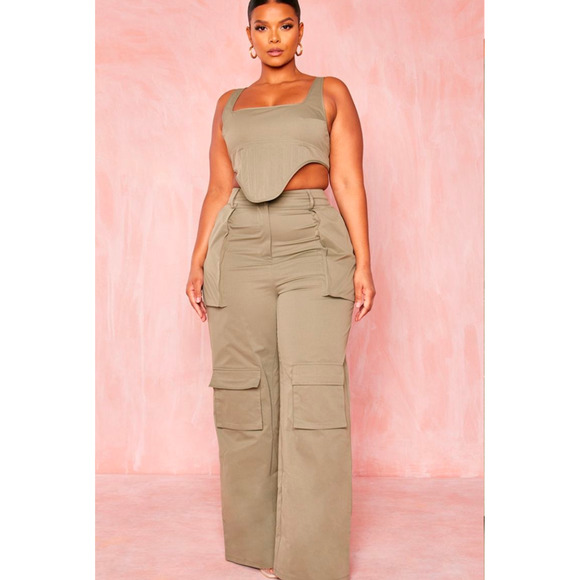 Prettylittlething Plus Khaki Twill Dip Hem Structured Cargo Corset Size 16 NWT - Picture 3 of 7